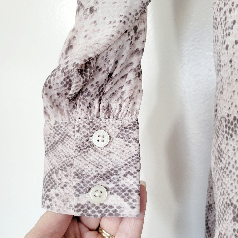 LOFT Snake Print Tie Waist Midi Lavender Beige Dress Size 2 - Picture 12 of 14